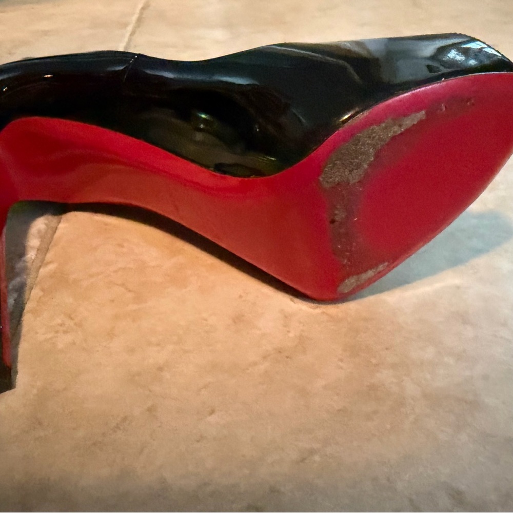 Christian Louboutin Black Patent Peep-Toe Pumps with Red Sole - Picture 4 of 4